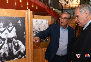 La Rama de Fútbol de Estadio Español celebró sus 60 años con una cena especial llena de recuerdos, premios y emotivos saludos de sus jugadores.