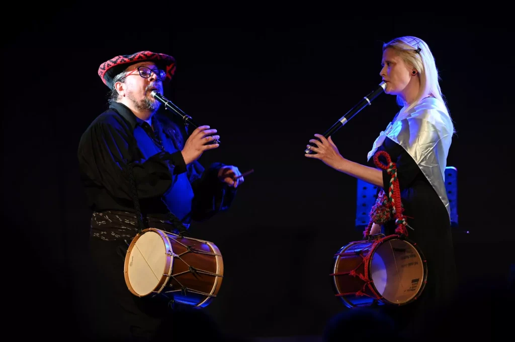 El Tercer Concierto Vasco reunió música, danzas y tradición en una emotiva presentación que conmemoró los 75 años del Estadio Español y el legado cultural de la colectividad vasca en Chile.