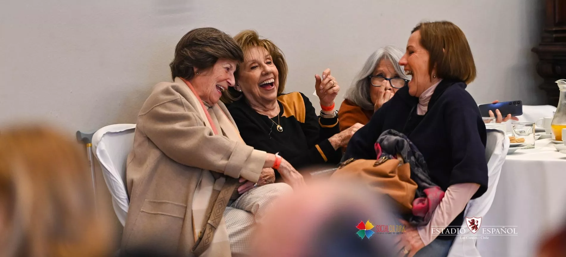 Una celebración especialmente preparada para nuestros socios mayores ofreció música, entretención y momentos de convivencia.