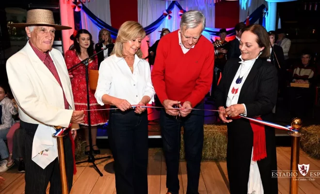 La celebración de Fiestas Patrias llenó nuestro Estadio de música, gastronomía y tradiciones, con una fonda que convocó a socios y familias en torno a la cultura nacional.