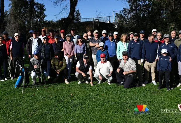 La tradicional competencia de golf de Fiestas Patrias vivió una exitosa jornada, marcada por el buen nivel de juego, la camaradería y las tradiciones chilenas.