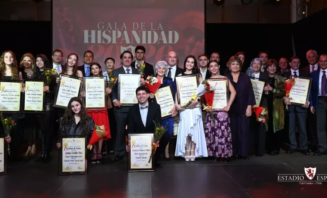 En el marco del Mes de la Hispanidad, la comunidad de Estadio Español disfrutó de una noche de música, danza y encuentro, que también incluyó reconocimientos a destacados socios de la institución.